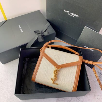 Bolso de hombro Cassandra pequeño YSL