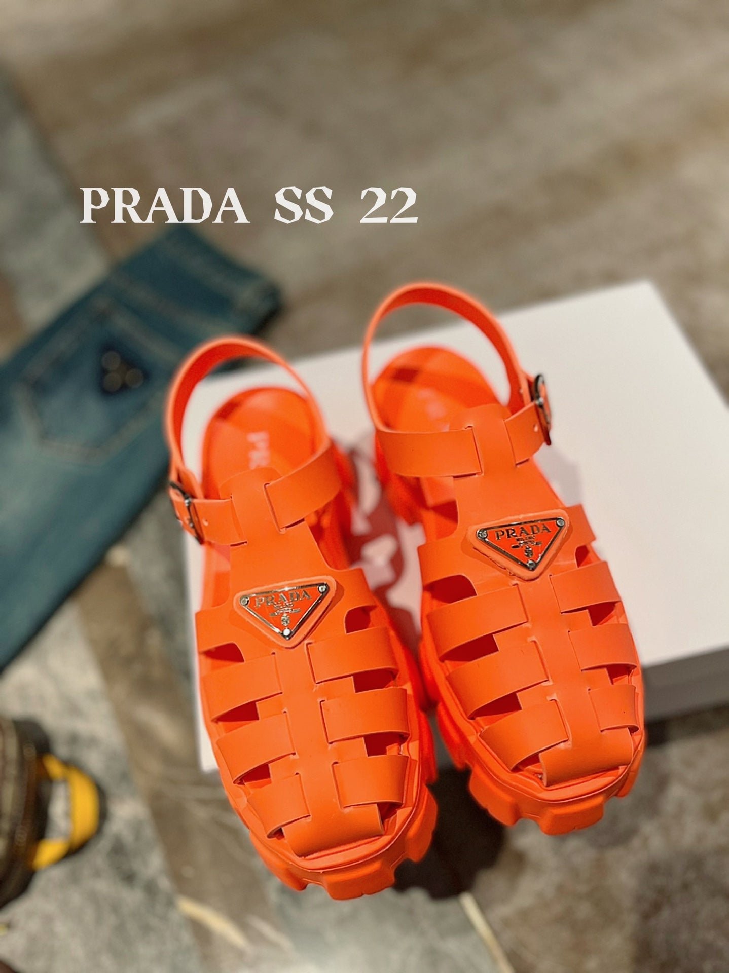 Sandalias Monolith en goma PRADA