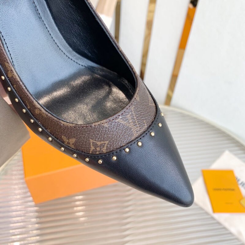 Zapato de Salón Signature Louis Vuitton - Imagen 9