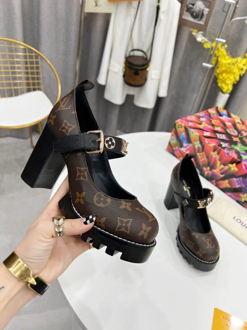 ZAPATO DE SALÓN LOUIS VUITTON - Imagen 7