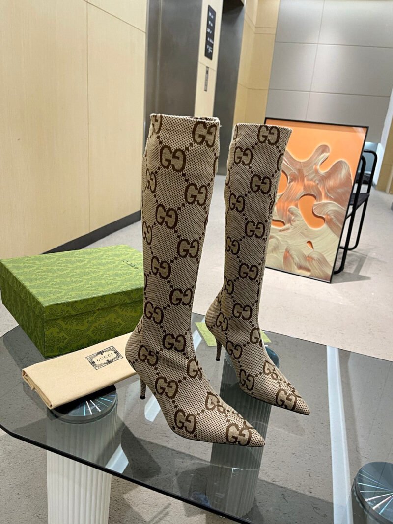 Bota de punto con GG Gucci