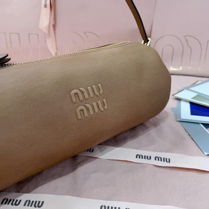 Bolsa de Nappa Miu Miu - Imagen 6