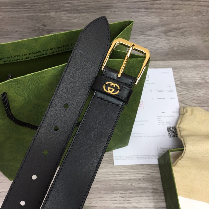 Cinturón con hebilla cuadrada y GG Gucci - Imagen 6