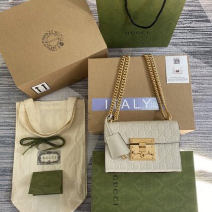 Bolso de Hombro Padlock Gucci Signature Pequeño