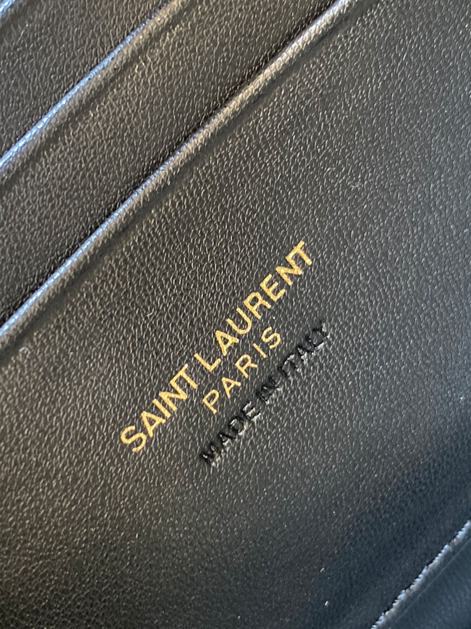 MINIBOLSO LOU DE PIEL ACOLCHADA YSL - Imagen 9