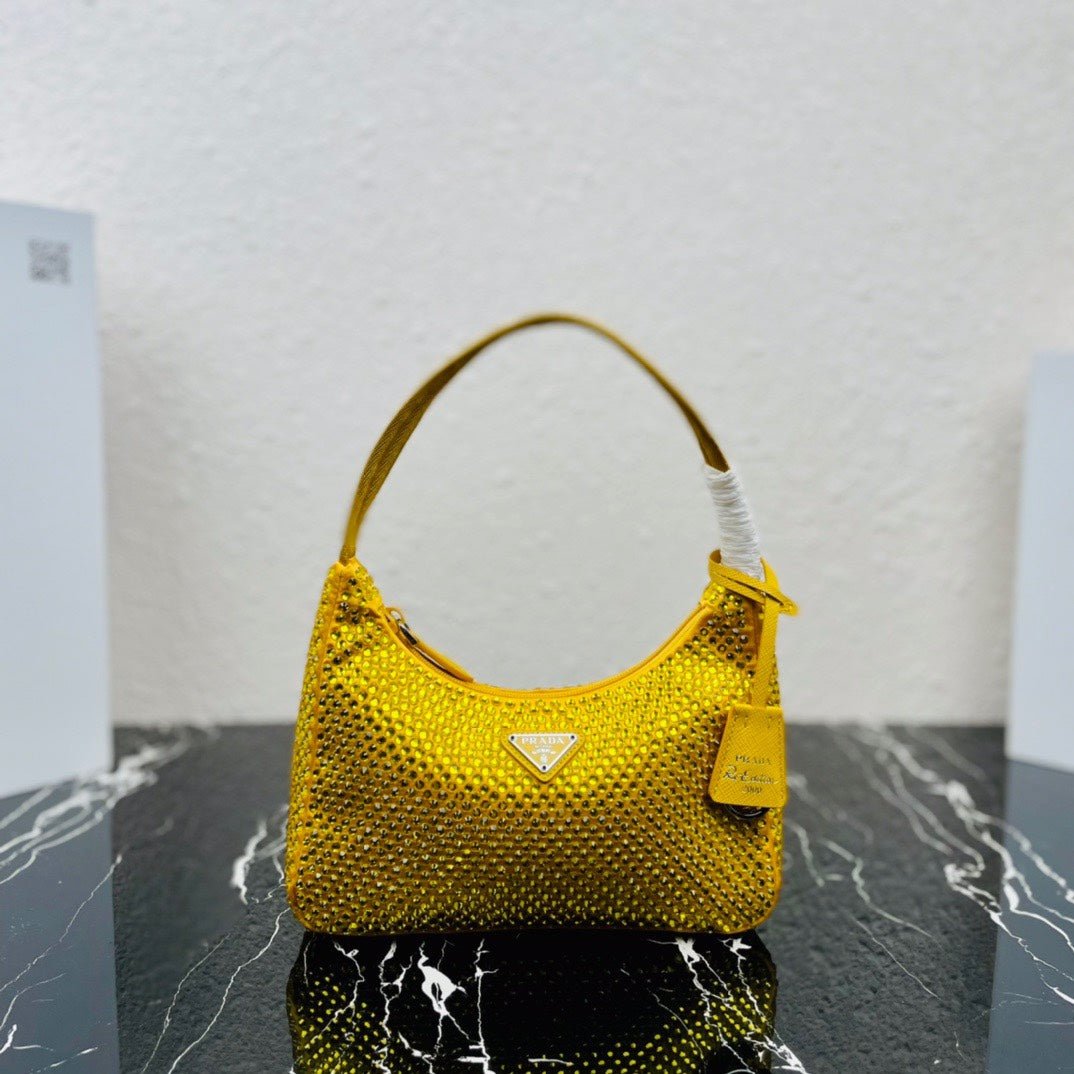 Minibolso de satén con cristales artificiales PRADA