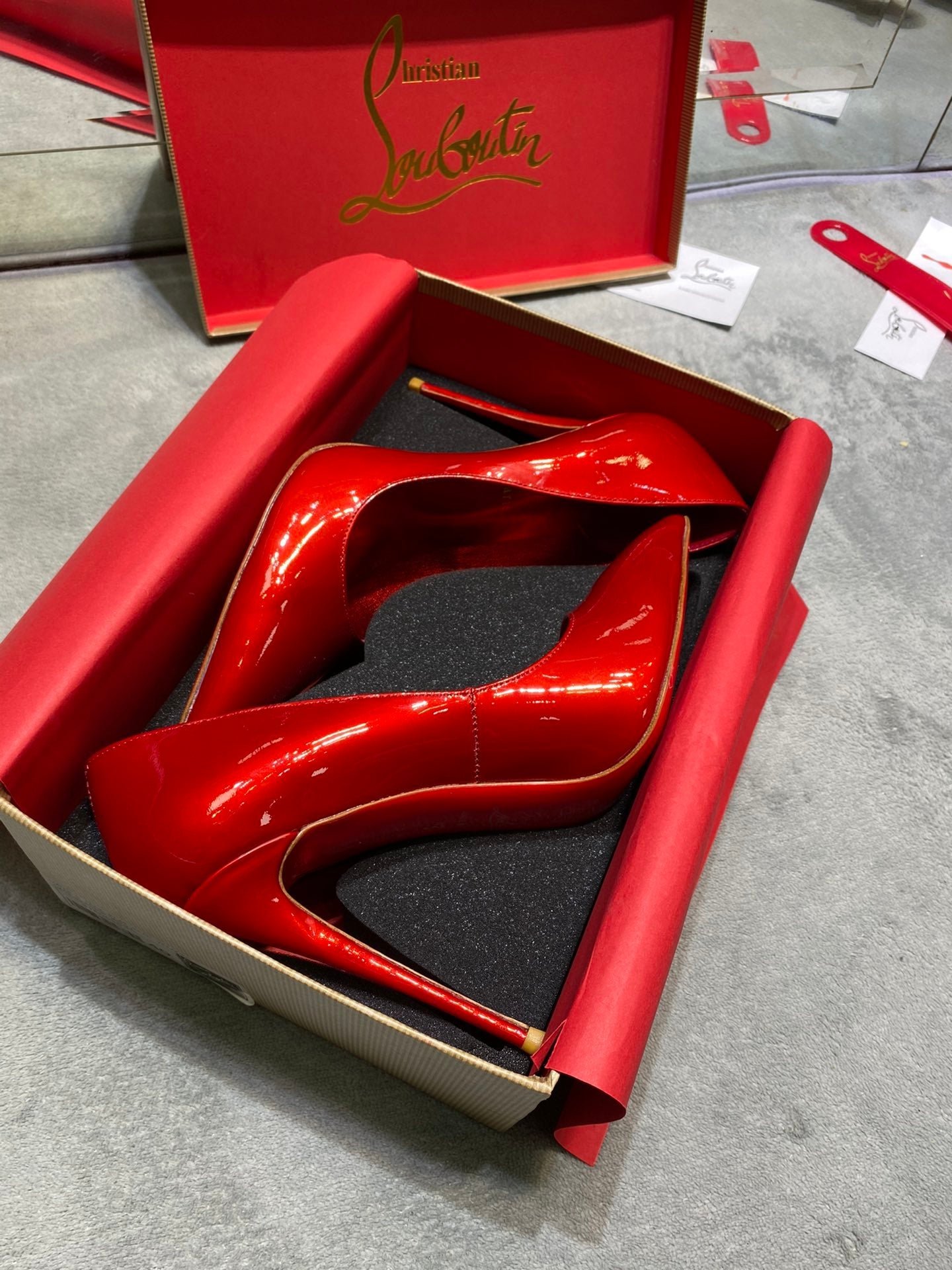 Kate CHRISTIAN LOUBOUTIN