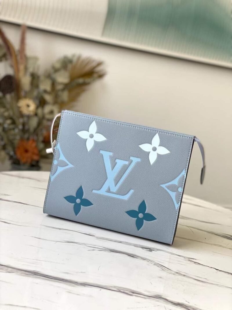 NECESER 26 Louis Vuitton