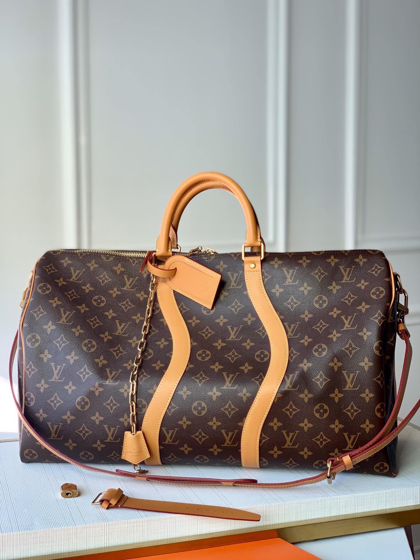 Bolso Keepall 25 con bandolera LOUIS VUITTON