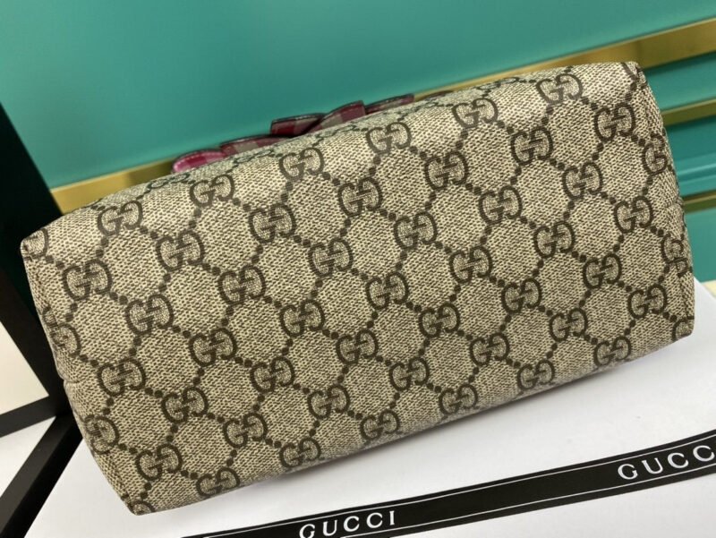 Tote Infantil GG con Lazo de Cuadros GUCCI - Imagen 25