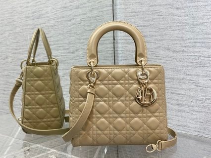 Bolso mediano Lady Dior DIOR