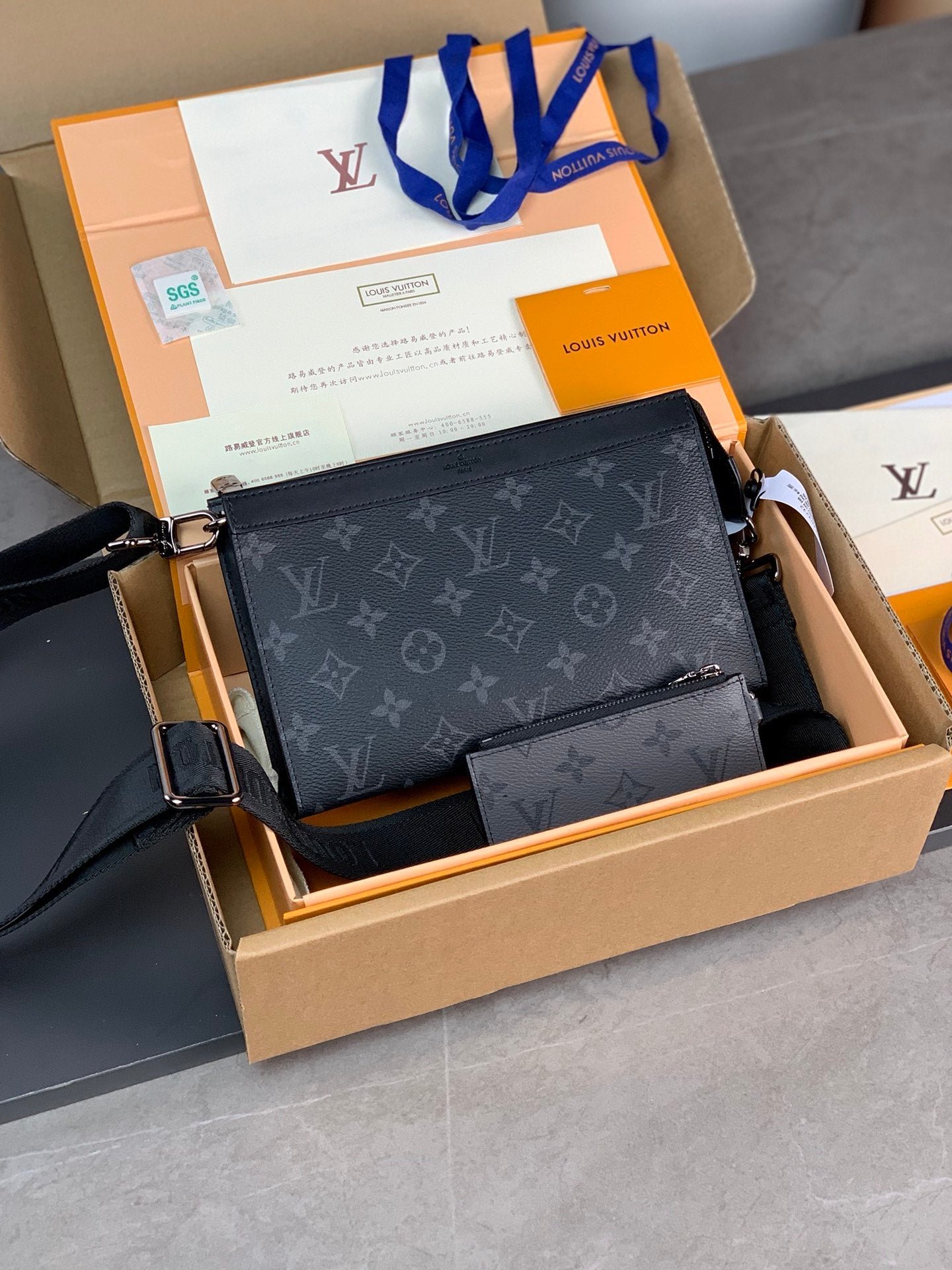 Cartera Gaston Louis Vuitton