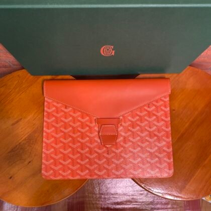 Pochette GOYARD