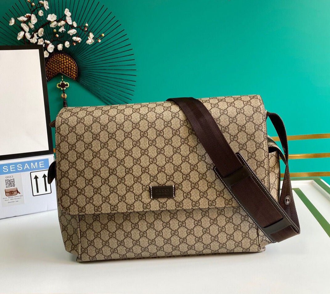Bolsa para bebes GG Supreme GUCCI