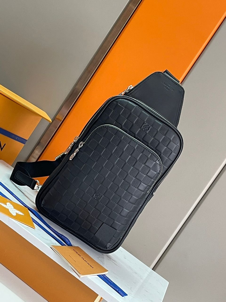MOCHILA BANDOLERA AVENUE Louis Vuitton