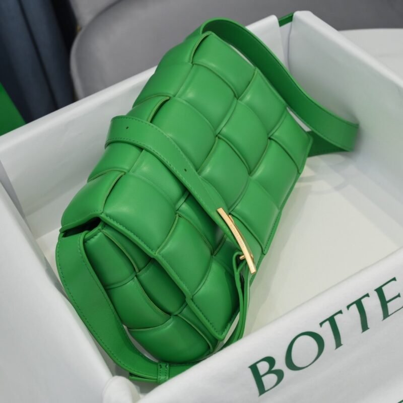 BOLSO CASSETTE AMOLADO BOTTEGA VENETA - Imagen 3