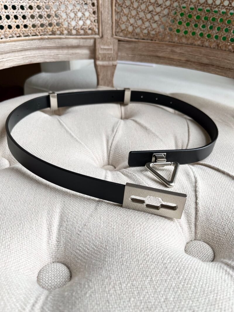 Cinturón Triangle Bottega Veneta - Image 3