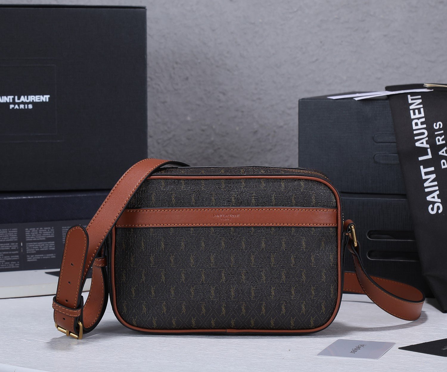 Bolso cámara le monogramme YSL