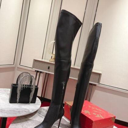 Kate Tall Botta CHRISTIAN LOUBOUTIN