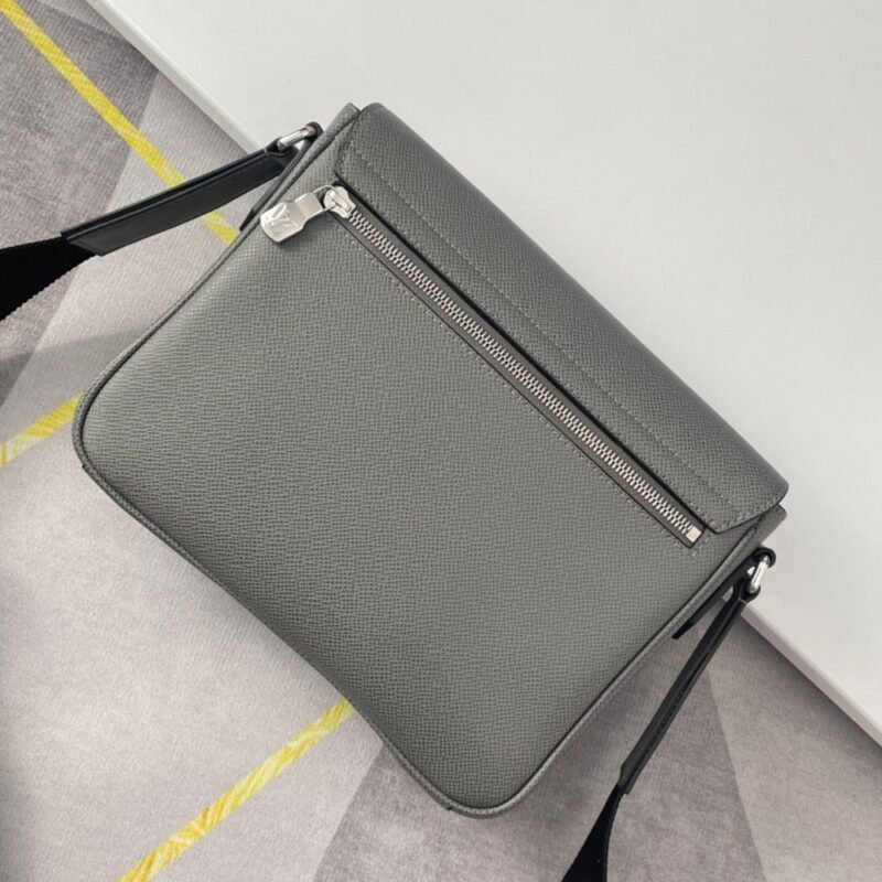 Bolso Messenger District PM Louis Vuitton - Imagen 4