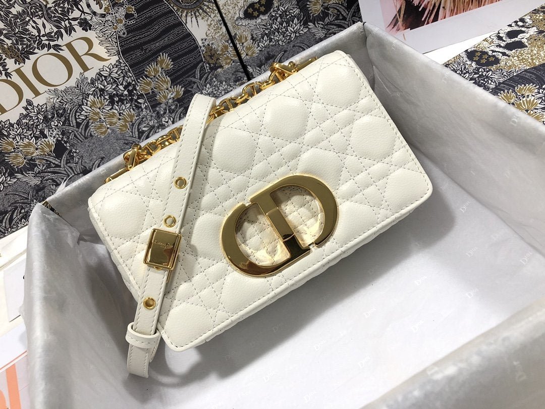 BOLSO PEQUEÑO DIOR CARO DIORAMOUR