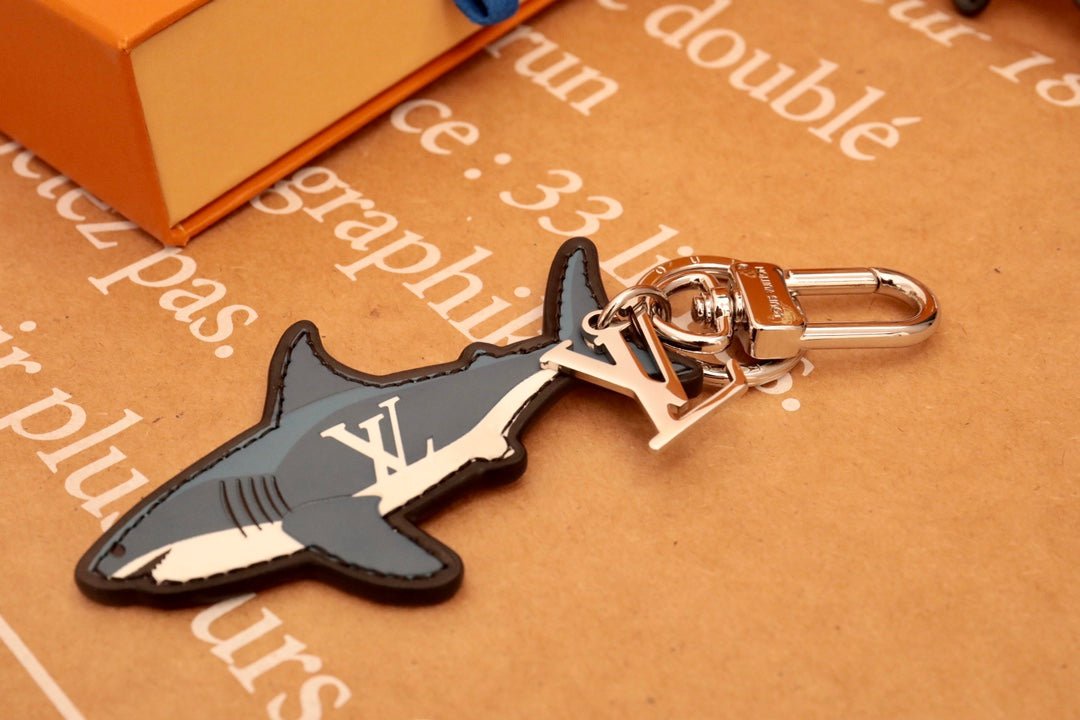 Colgante y llavero Shark Louis Vuitton