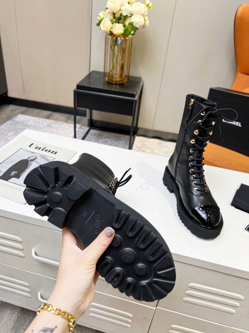 Botines de cordón Chanel - Imagen 9