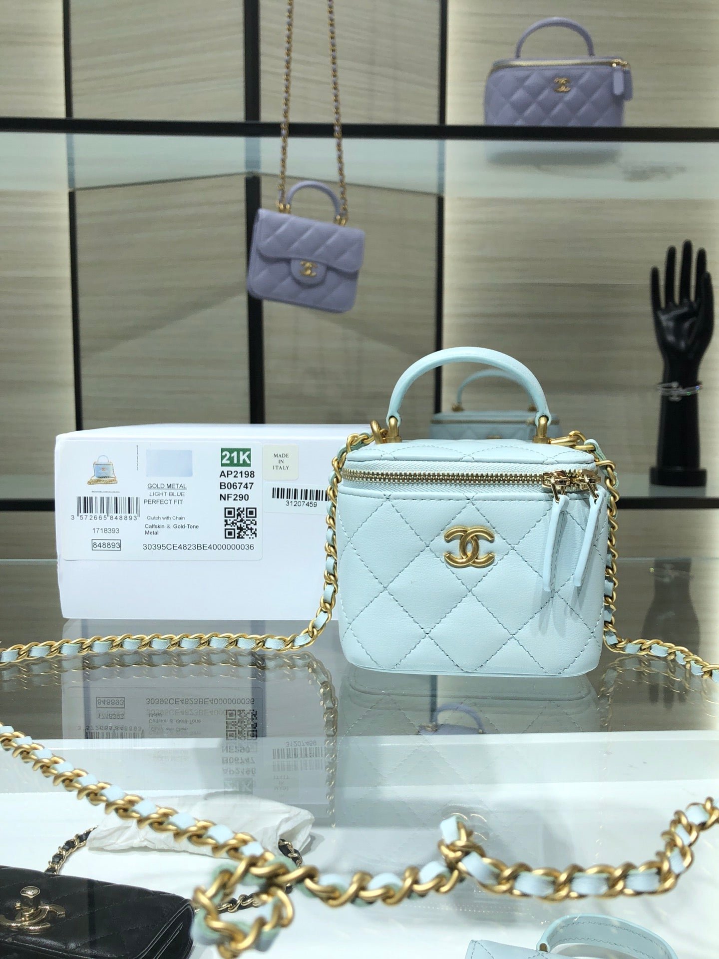 VANITY CASE PEQUEÑO CON CADENA CHANEL