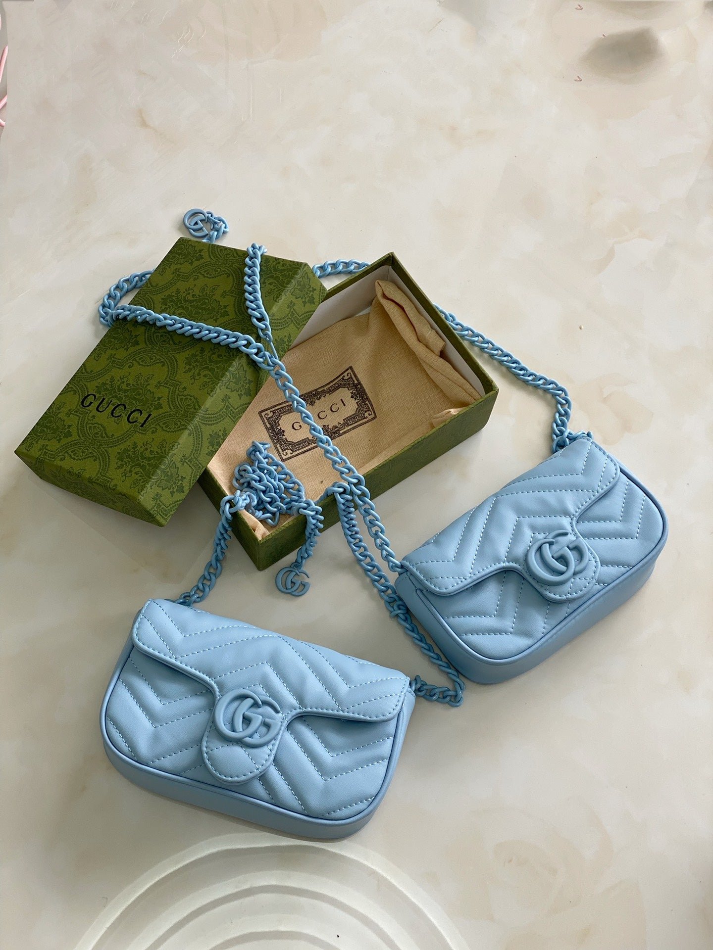 Bolso de hombro Marmont GUCCI