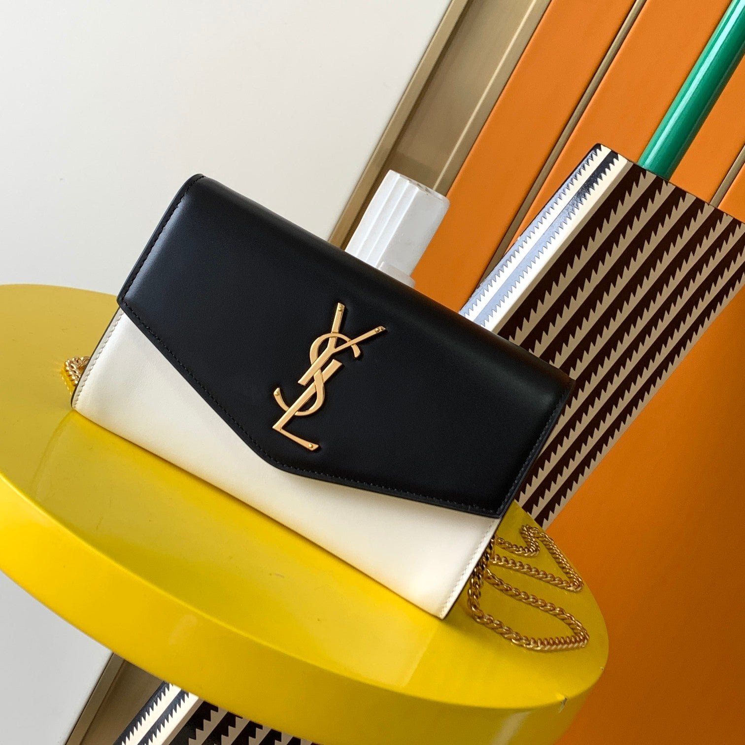 Cartera con cadena Uptown YSL