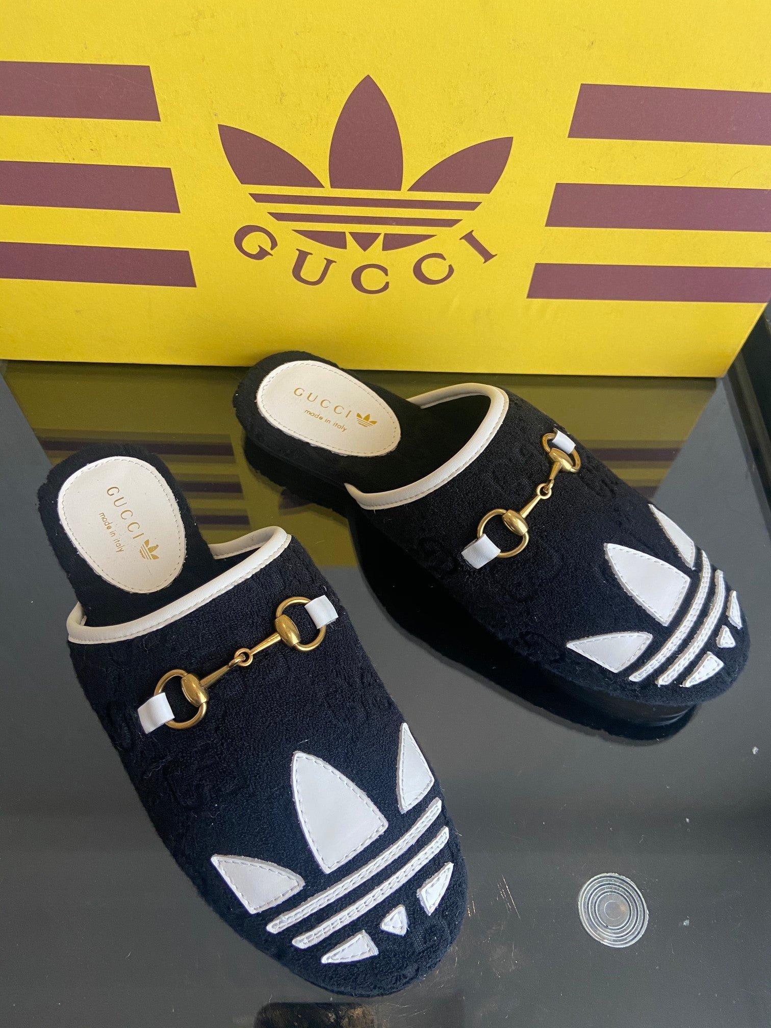 Chancla Adidas x Gucci