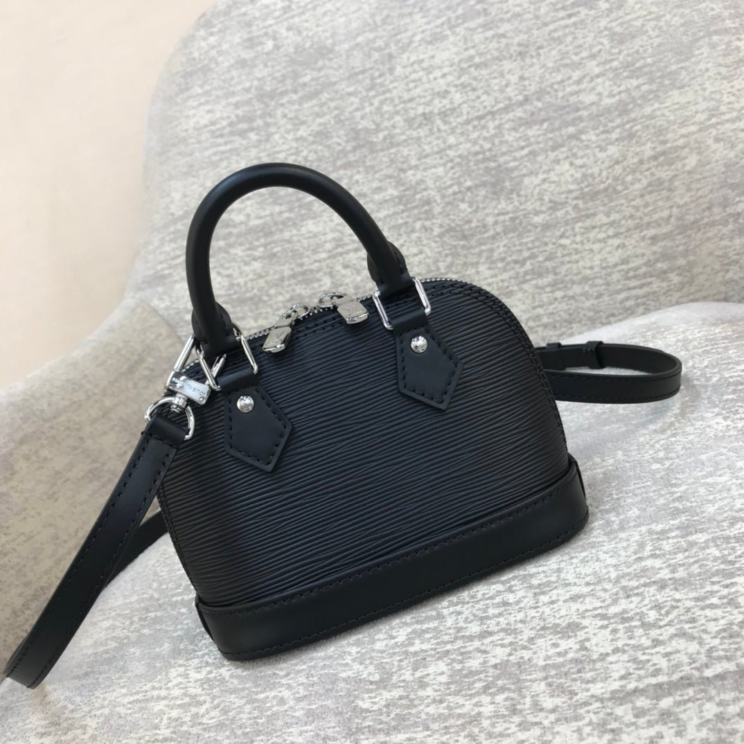 Bolso Nano Alma Louis Vuitton