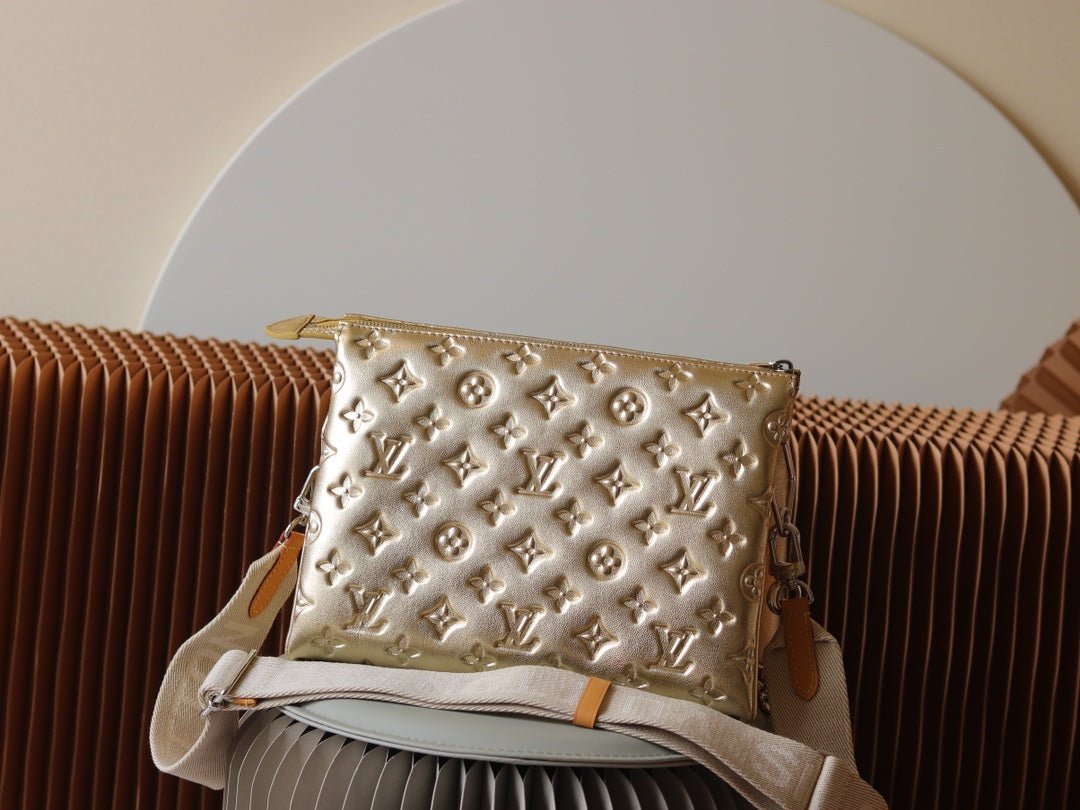Bolso Coussin PM LOUIS VUITTON