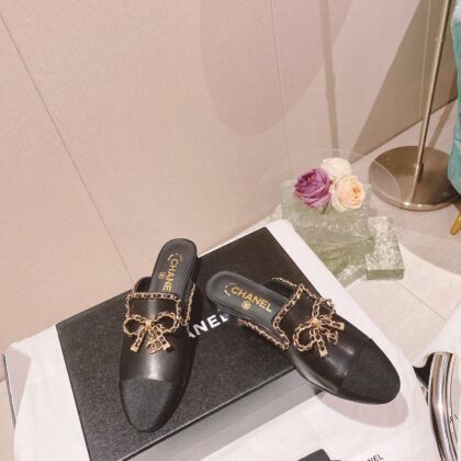 Slippers chanel