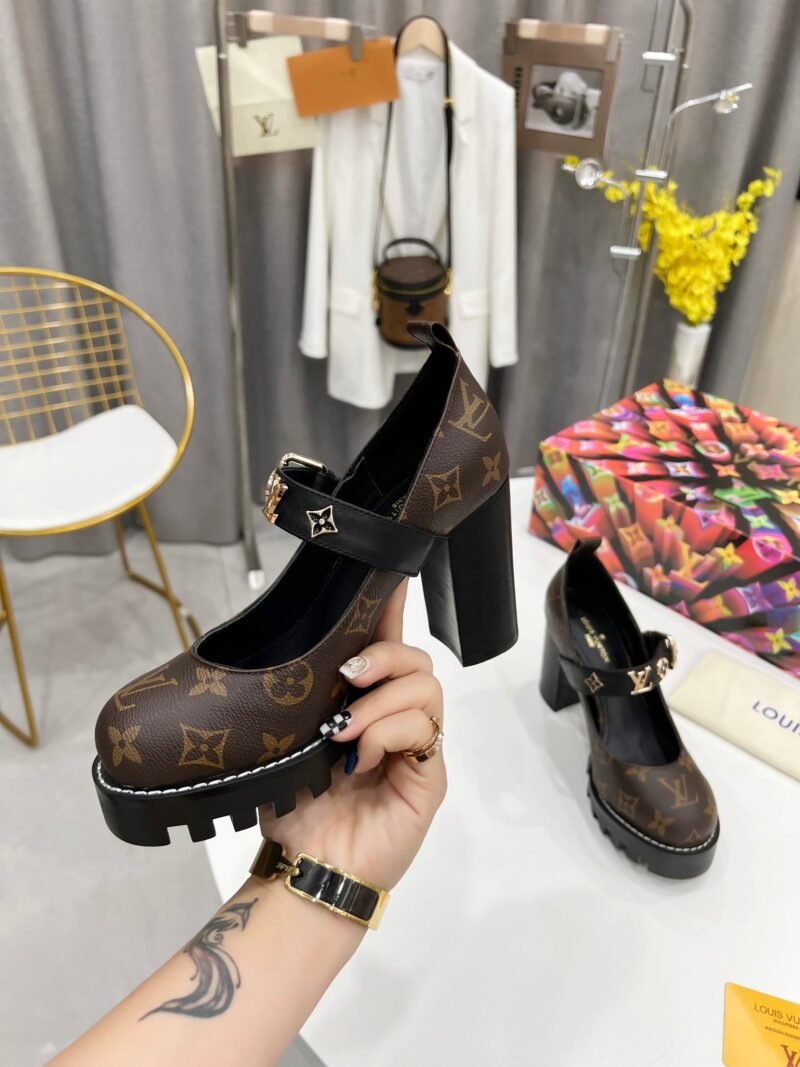 ZAPATO DE SALÓN LOUIS VUITTON - Imagen 2