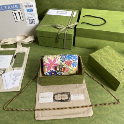 BOLSO GUCCI MARMONT ESTAMPADO KEN SCOTT