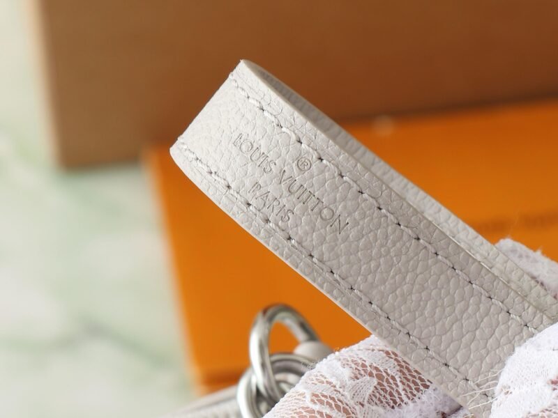 Bolso Boulogne Louis Vuitton - Imagen 7