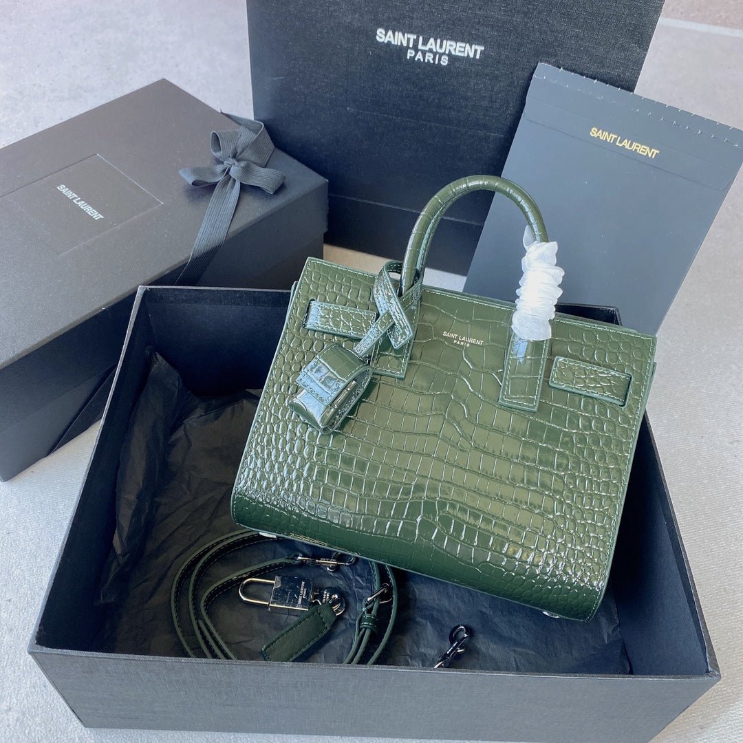 BOLSO NANO SAC DE JOUR YSL
