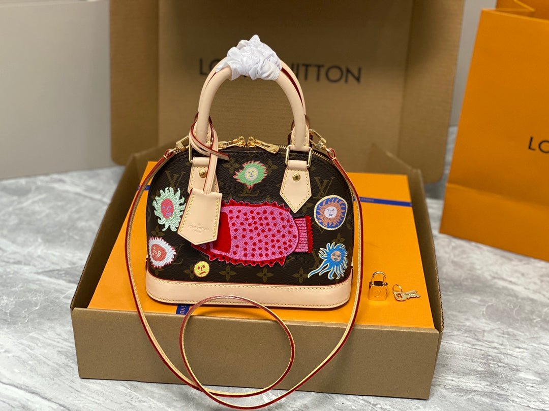 LV x YK Bolso Alma BB Louis Vuitton
