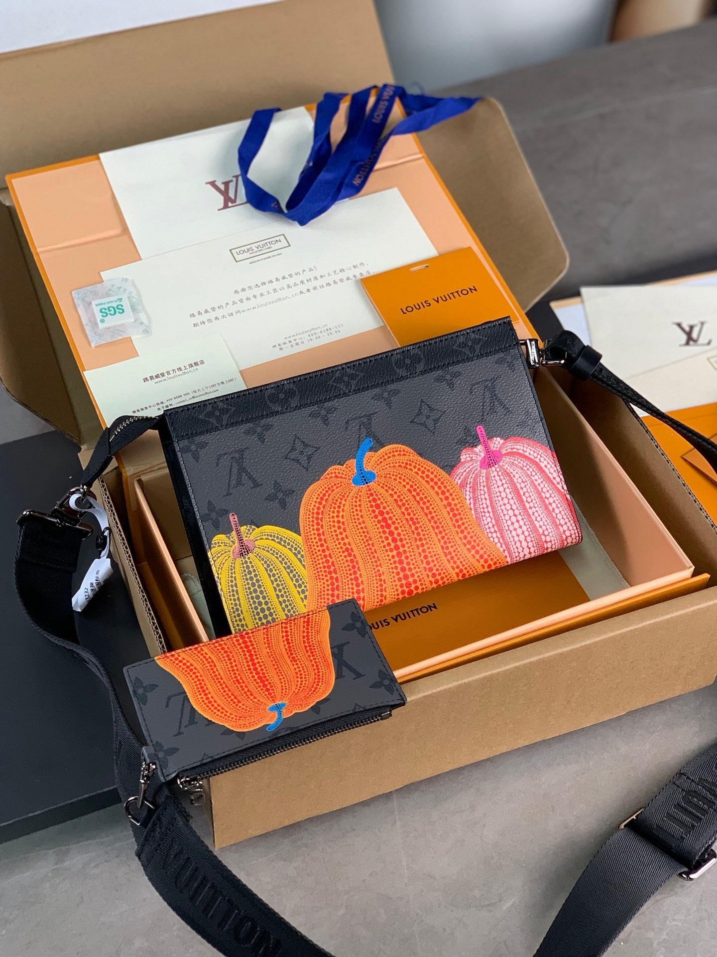 Cartera Gaston Louis Vuitton