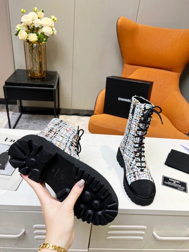 Botines de cordón Chanel - Imagen 9