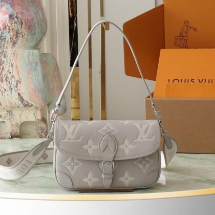 Bolso Diane Louis Vuitton
