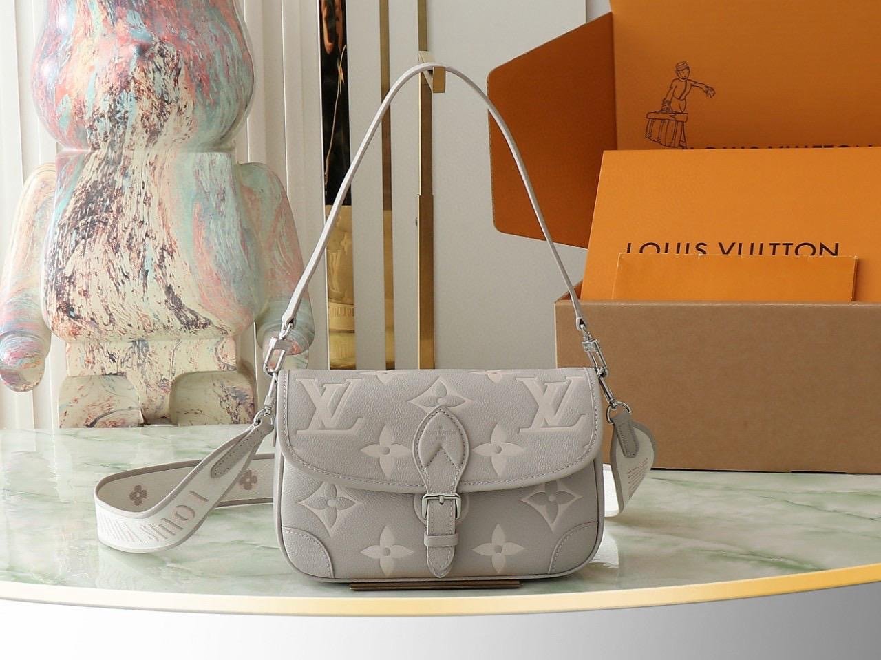 Bolso Diane Louis Vuitton