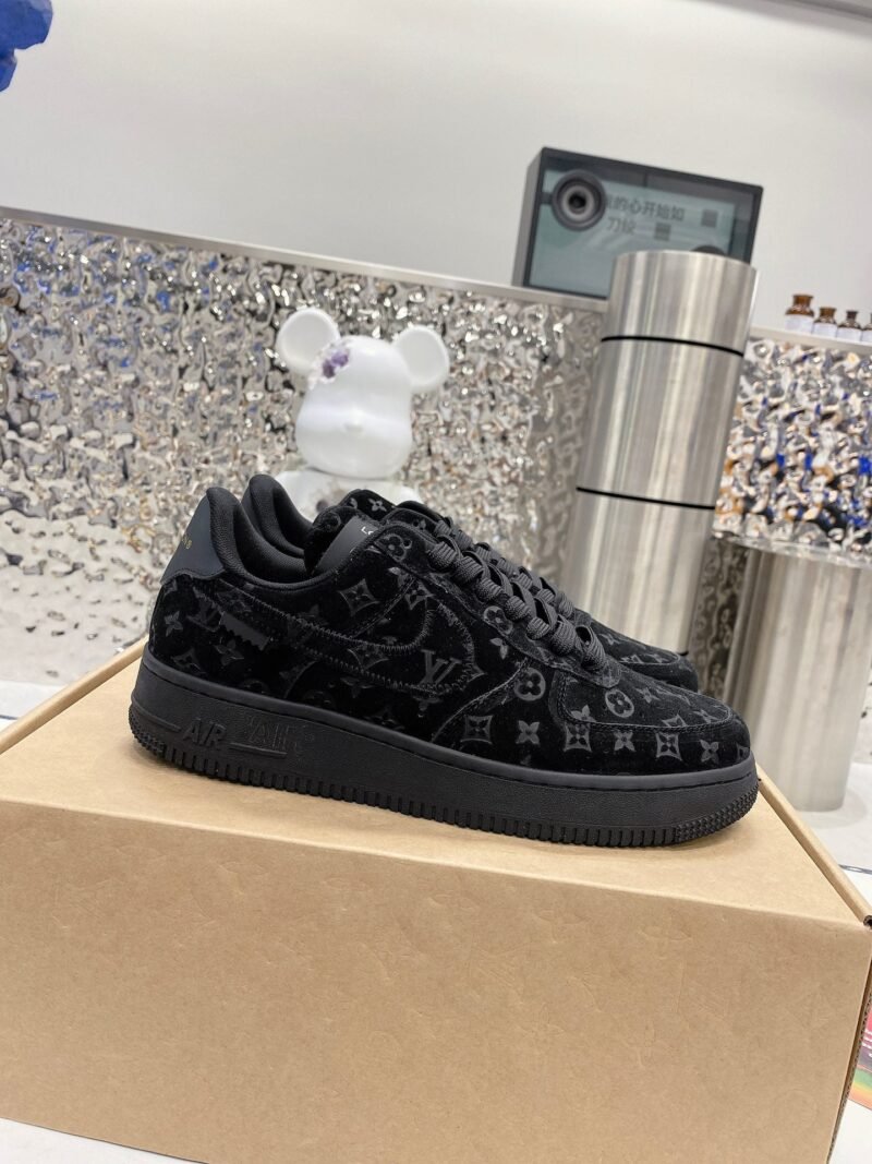 Louis Vuitton x Nike Air Force 1 by Virgil Abloh - Imagen 3