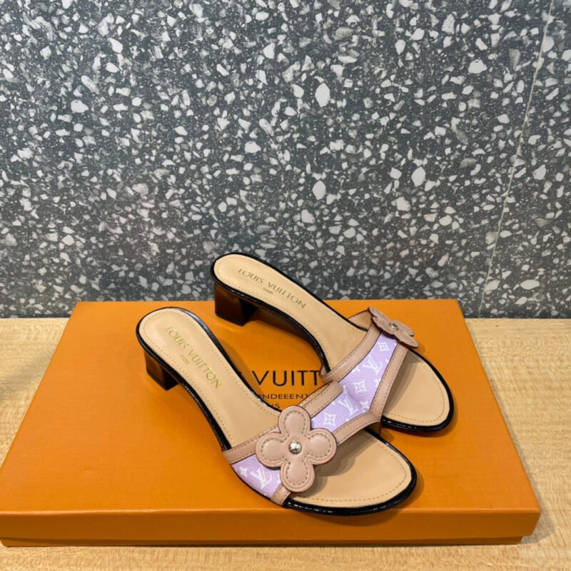 SANDALIA DE TACON LOUIS VUITTON