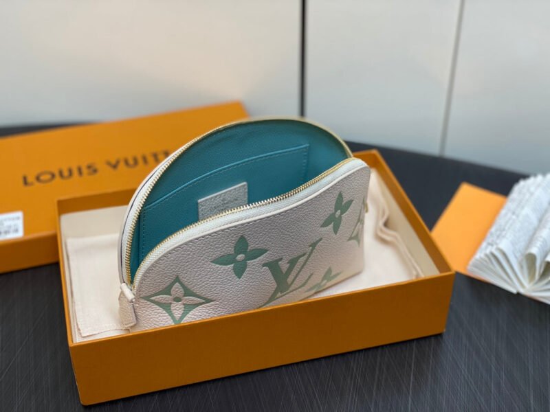 Neceser PM Louis Vuitton - Imagen 8