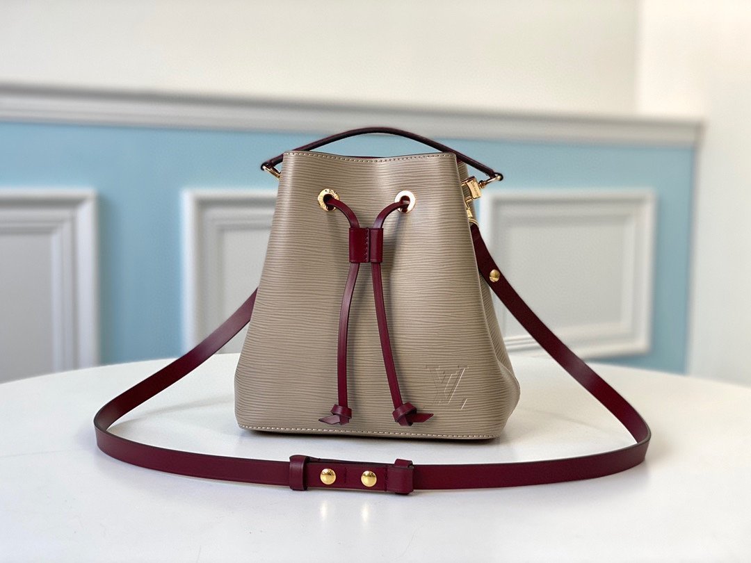 BOLSO NÉONOÉ BB Louis Vuitton - KJ PLUS