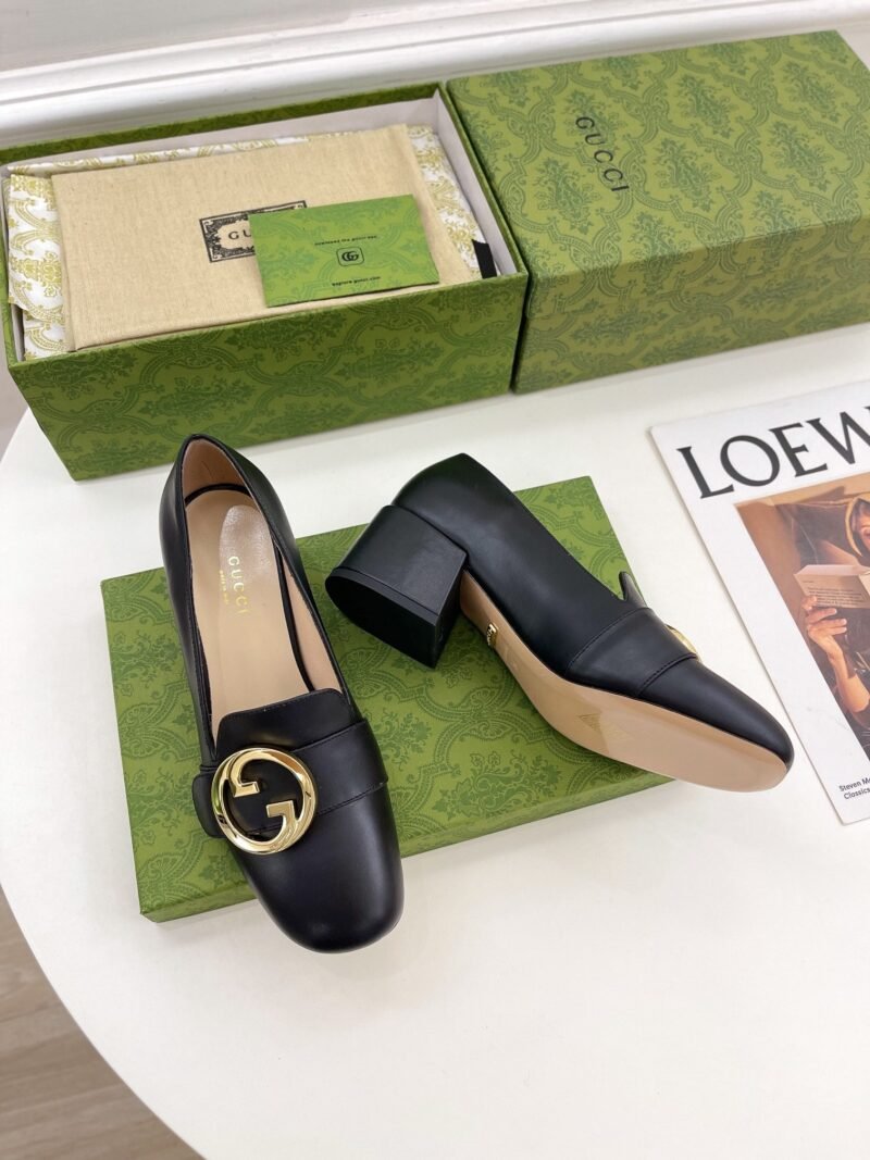Zapato de salón Gucci Blondie de tacón medio - Imagen 4