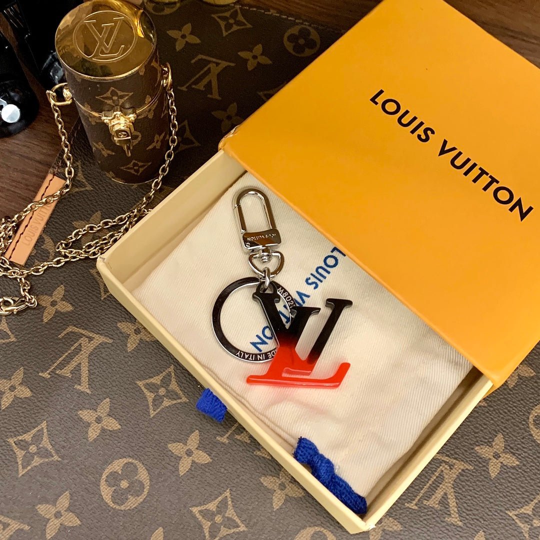 Llavero LV Initiales Louis Vuitton