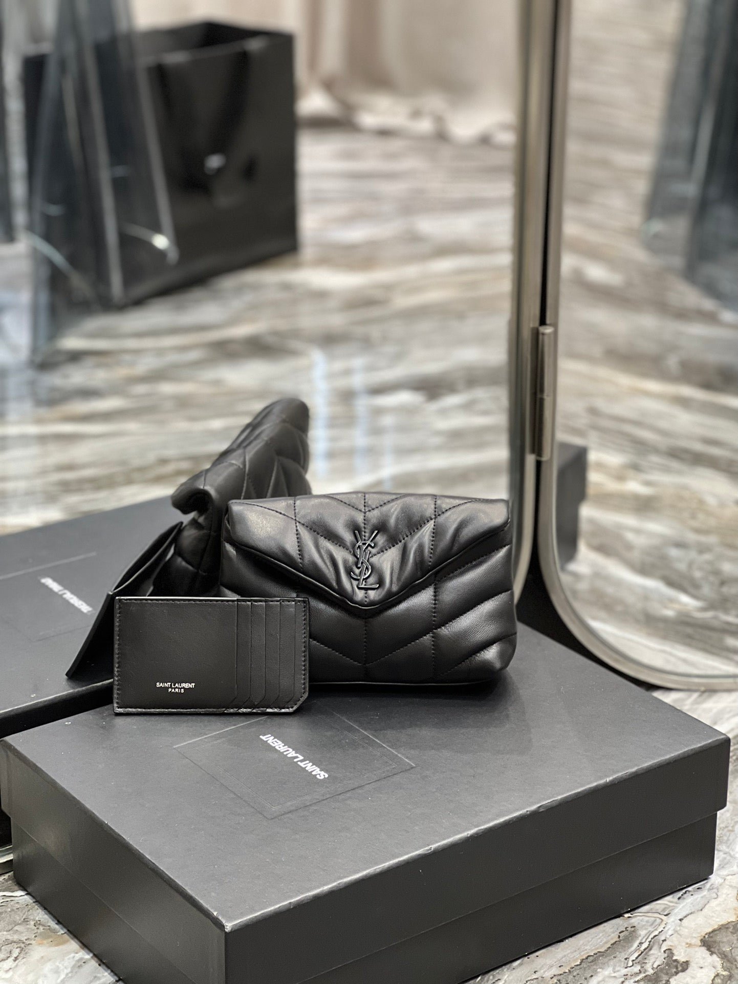 Bolso de hombro Mini LouLou Puffer YSL